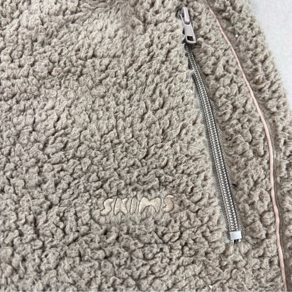 SKIMS Cozy Fleece Joggers in Tan - Picture 2 of 6